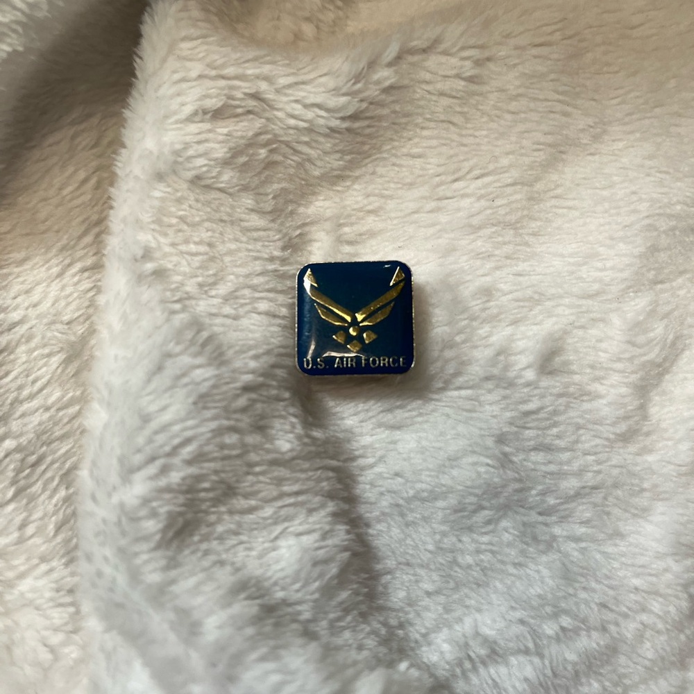 U.S. Air Force Pin with Gold Emblem
